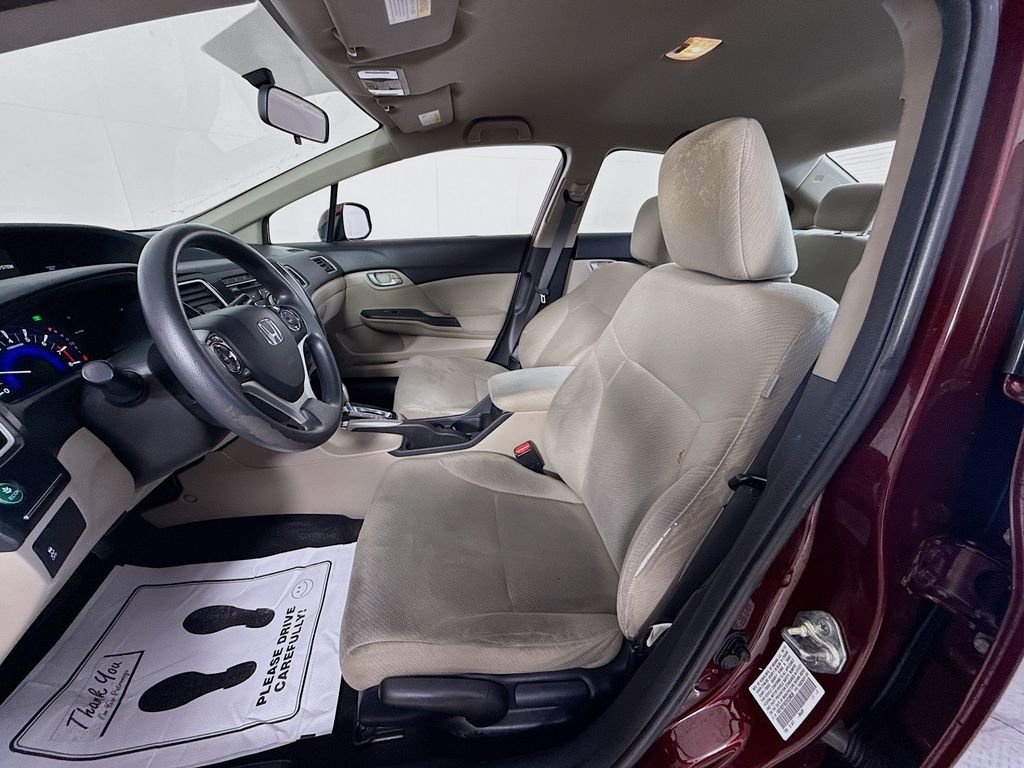 Used 2013  Honda LX image 2