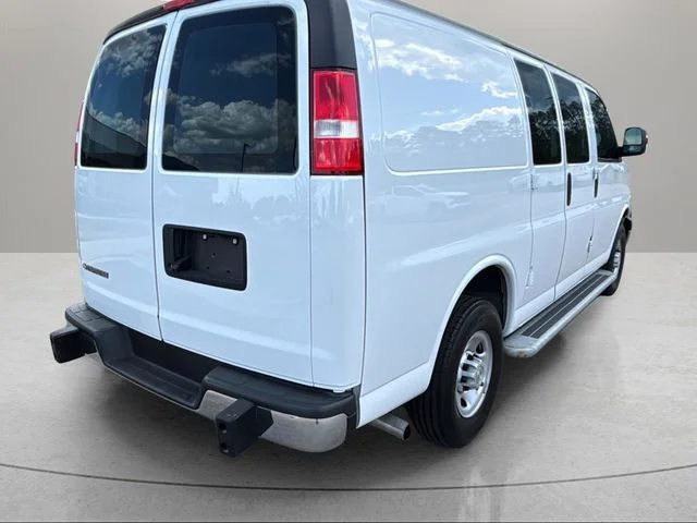 Used 2024 White Chevrolet Work Van image 35