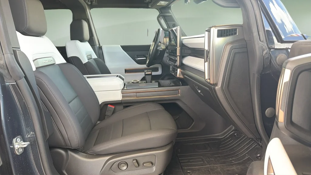 Used 2025 Graphite Blue Metallic GMC 3X image 11