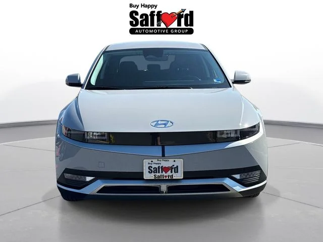 Used 2024 Gray Hyundai SEL image 7