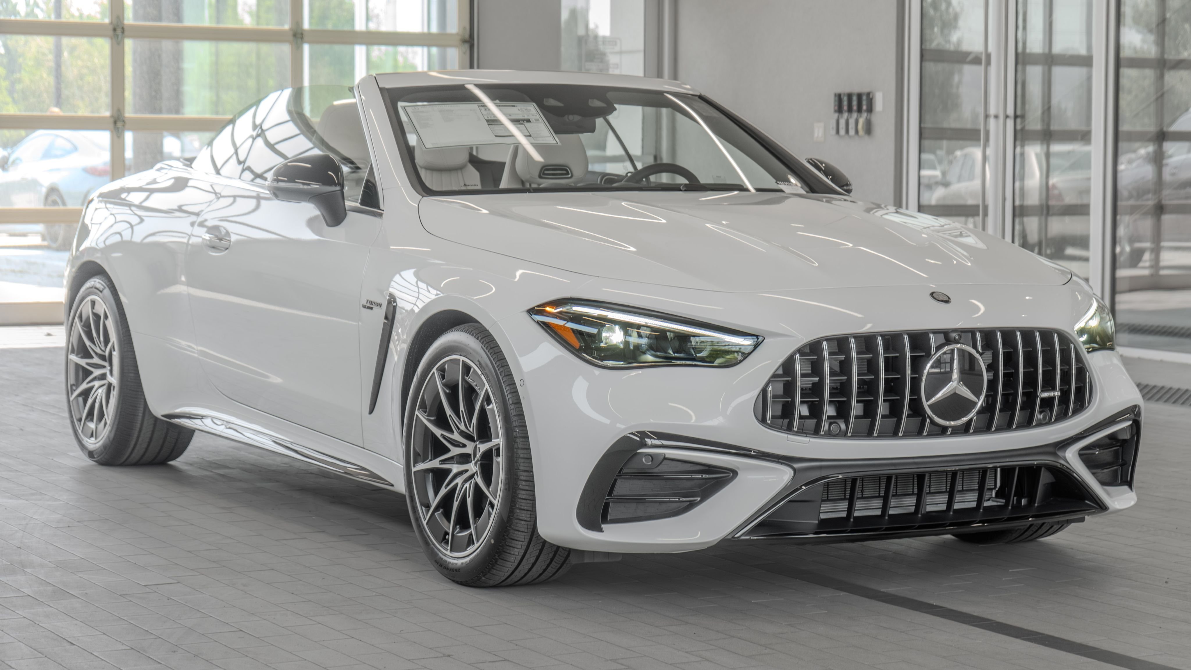 New 2026 MANUFAKTUR Moonlight White Metallic Mercedes-Benz CLE 53 AMG® image 23