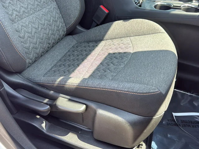 Used 2023 White Chevrolet LT image 18