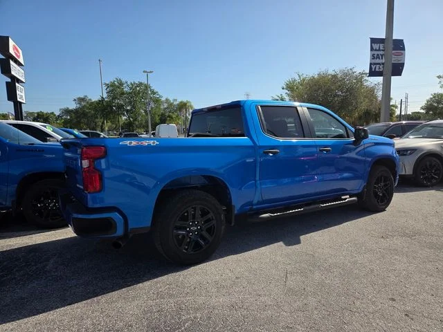 Used 2025 Blue Chevrolet Custom image 14