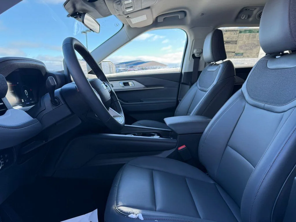 New 2026 Gray Ford Active image 15