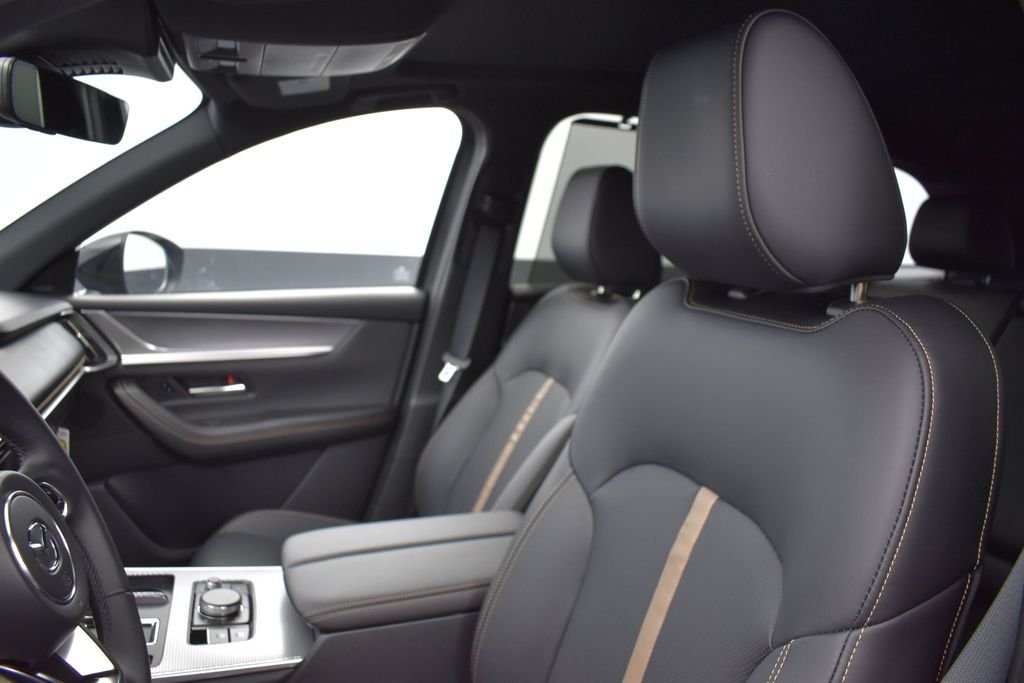 2026 Mazda CX-70 Premium Package - Photo 9