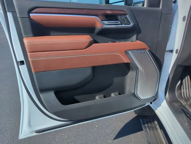 New 2026 Glacier White Tricoat GMC Denali Ultimate image 11