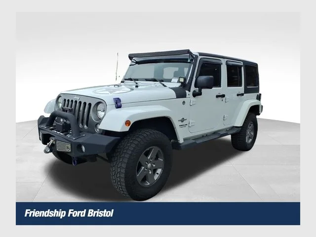 Used 2015 White Jeep Unlimited Sport image 1