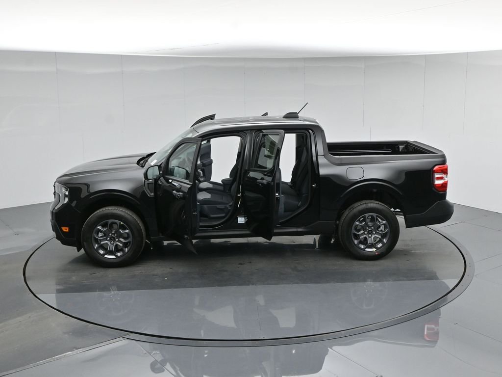 New 2026 Shadow Black Ford XLT image 37