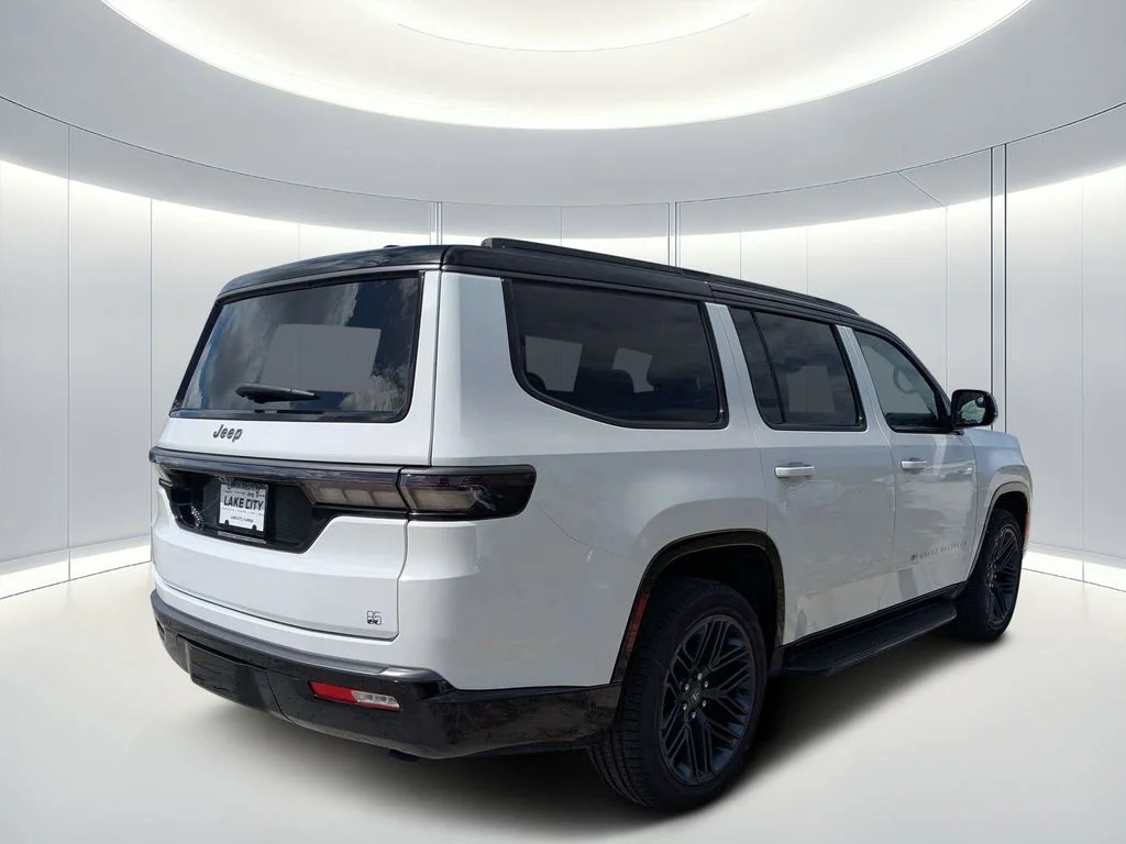 New 2026 Bright White Clearcoat Jeep 85th Anniversary Edition image 4