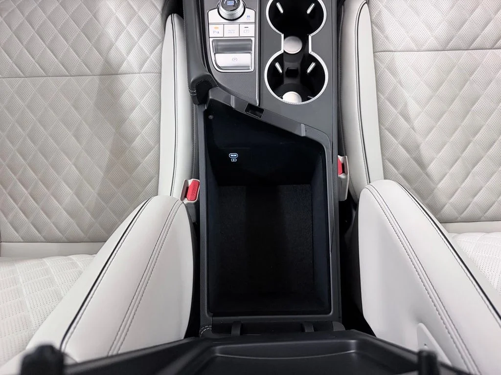 2025 GENESIS G70 Sport Advanced - Photo 31