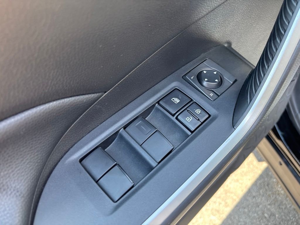Used 2020 Black Toyota XLE image 18