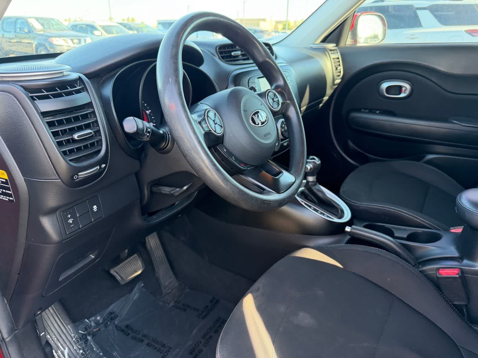 Used 2019 Kia Soul Base with VIN KNDJN2A29K7640249 for sale in Avondale, AZ