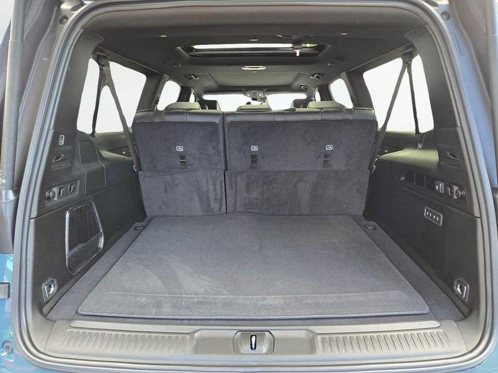 New 2026 Steel Blue Exterior Paint Jeep Limited Reserve image 6