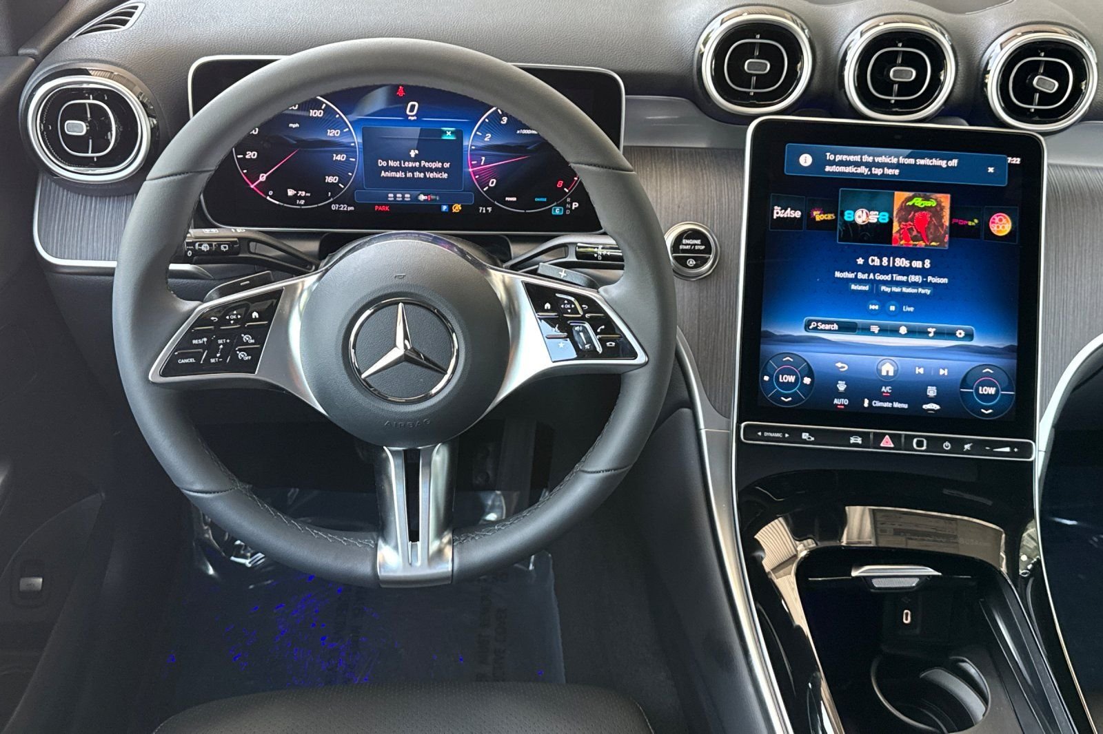 New 2026 Black Mercedes-Benz GLC 300 image 27