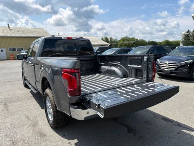 New 2026 Carbonized Gray Metallic Ford XLT image 47