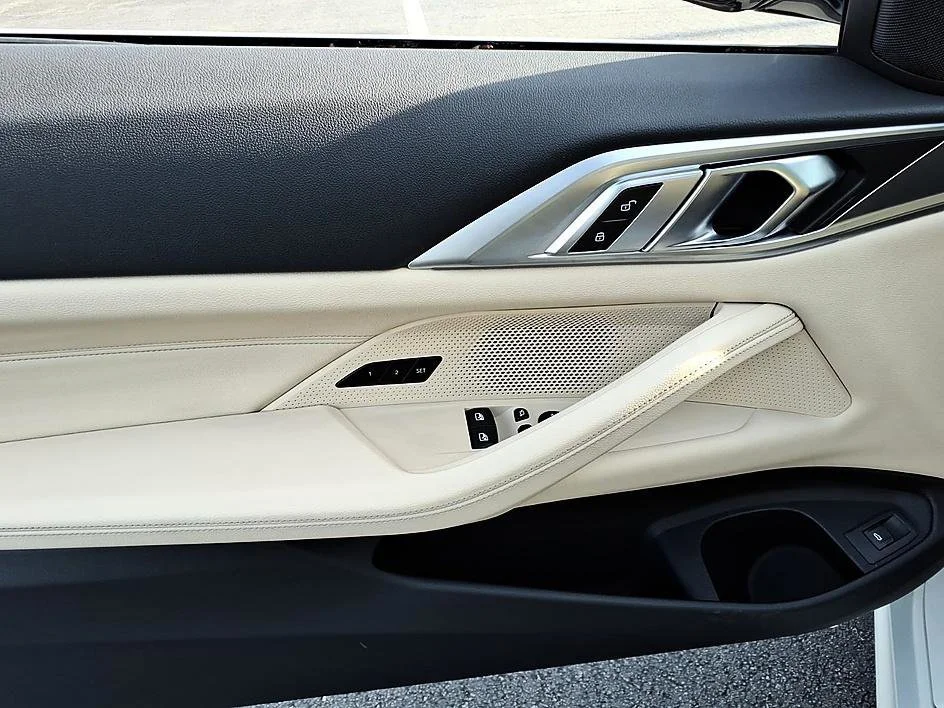 Used 2024 White BMW xDrive image 10