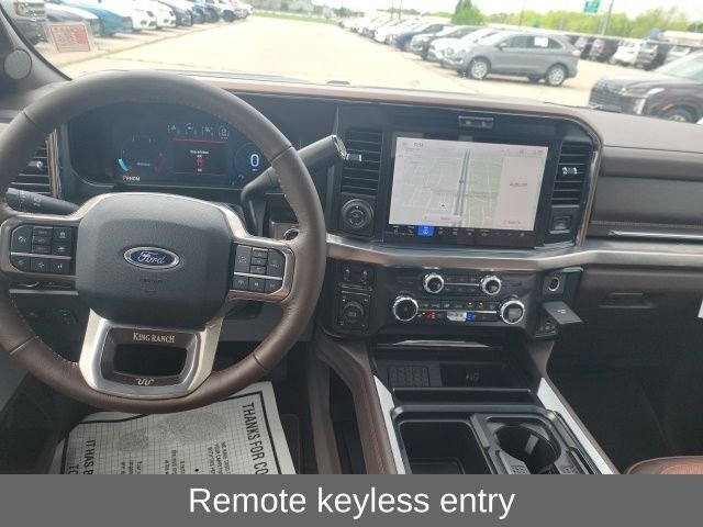 New 2026 Star White Metallic Tri-Coat Ford F-250® King Ranch® image 4