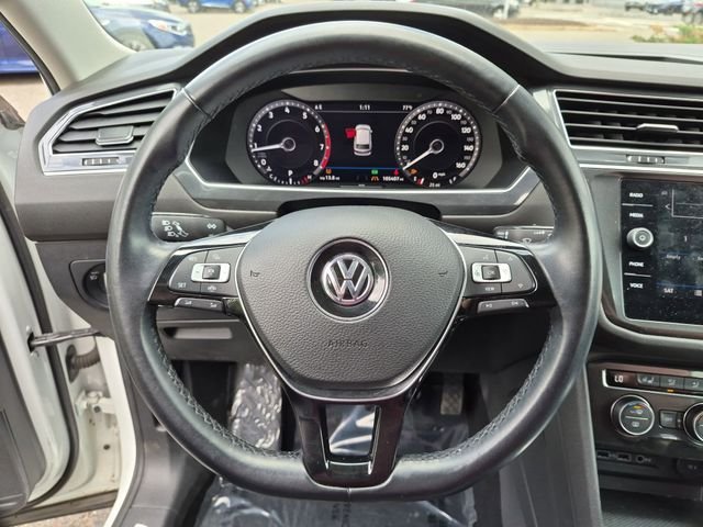 Used 2019 White Volkswagen 2.0T SEL Premium image 13