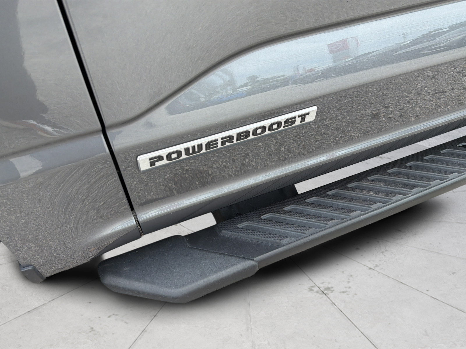 Used 2023 Gray Metallic Ford XLT image 40