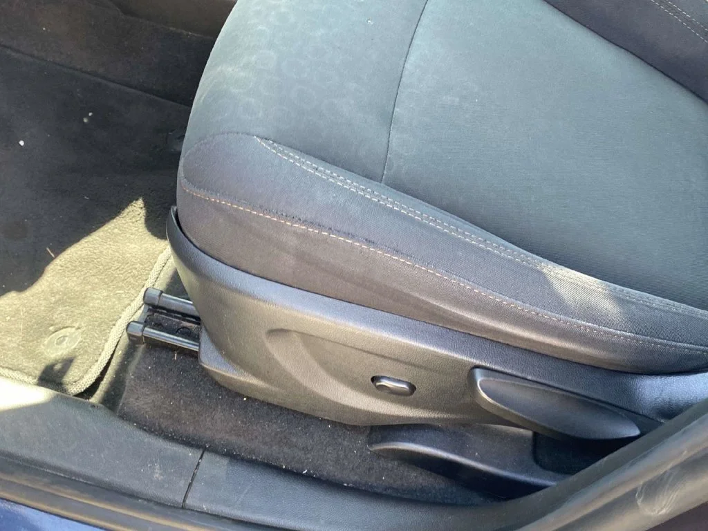 Used 2018 Blue Chevrolet LS image 16