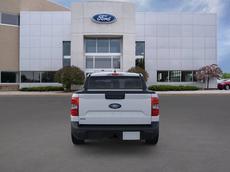 New 2026 White Metallic Ford XLT image 29