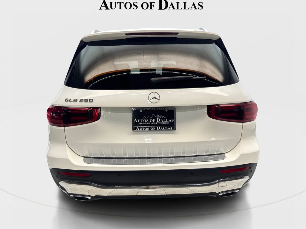 Used 2025 White Mercedes-Benz GLB 250 image 7