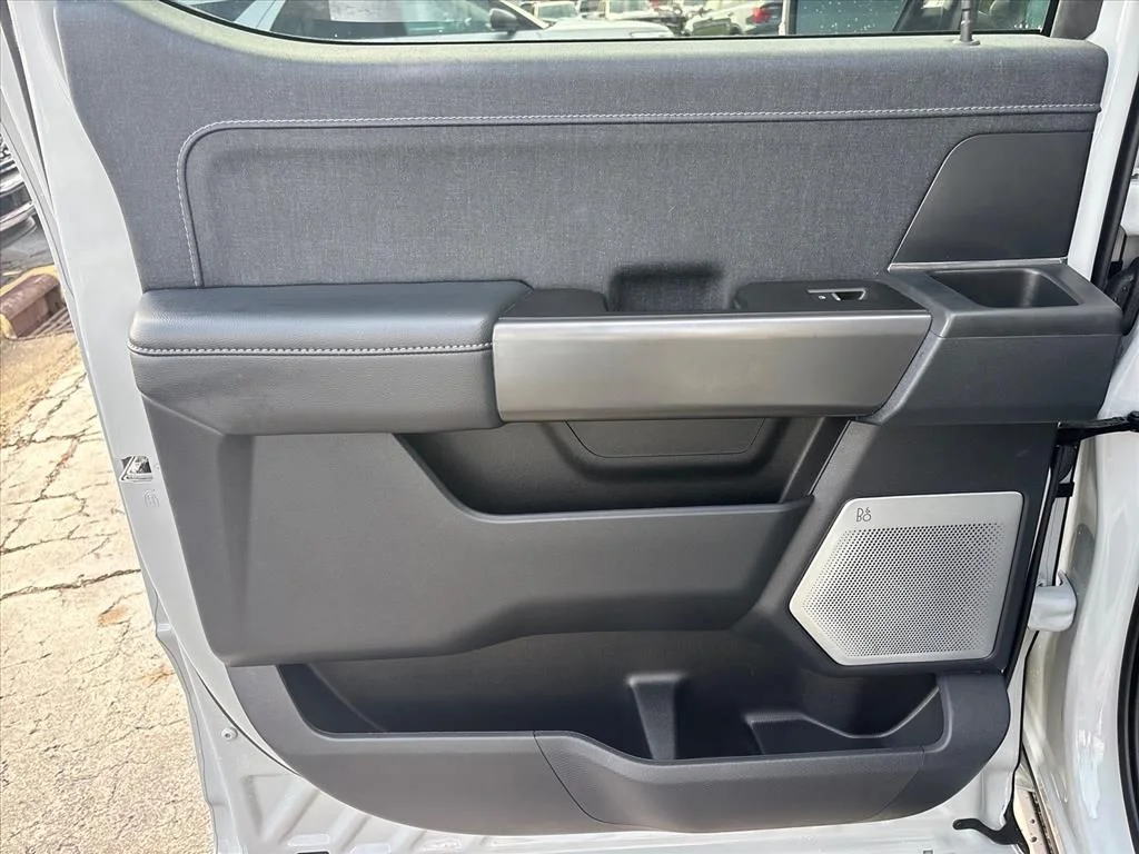 Used 2024 Avalanche Ford Lariat image 19