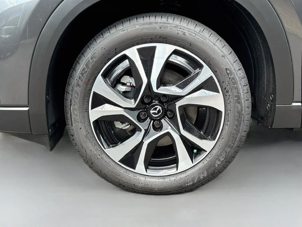 New 2026 Machine Gray Metallic Mazda 2.5 S Preferred AWD image 31