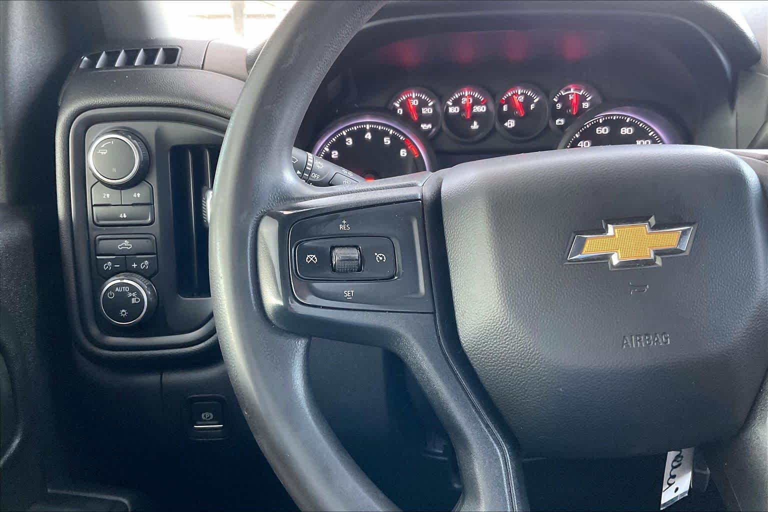 Used 2022 Summit White Chevrolet Custom image 22