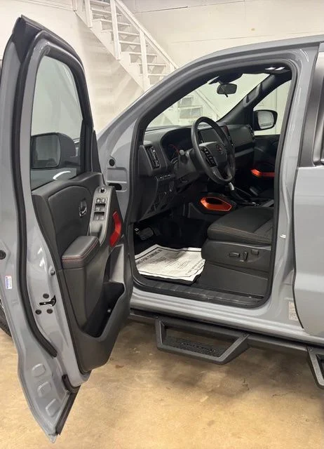 Used 2025 Gray Nissan PRO-X image 21
