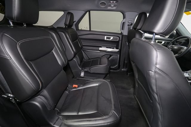 Used 2023 Black Ford XLT image 19