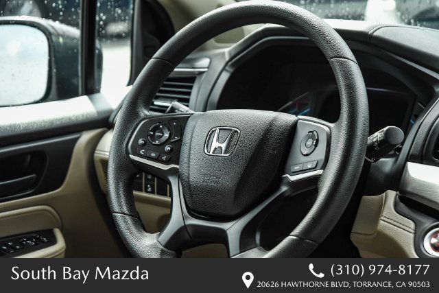 Used 2019  Honda EX image 15