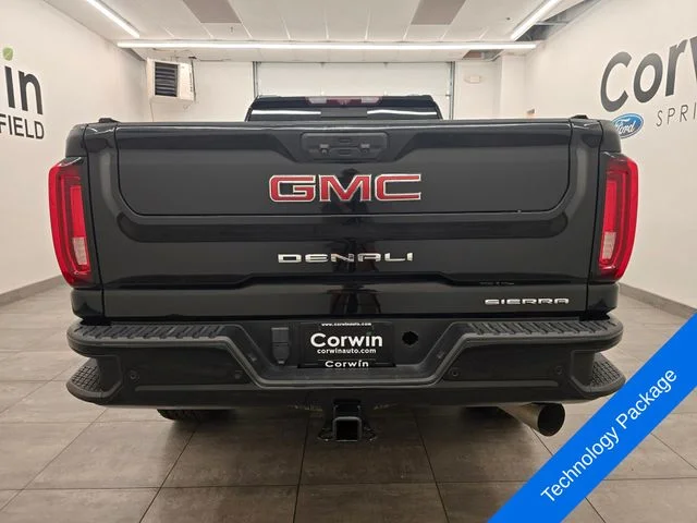 Used 2022 Onyx Black GMC Denali image 4