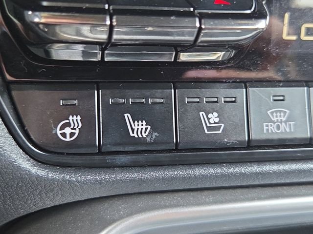 Used 2024 Platinum Mazda Premium Plus image 16