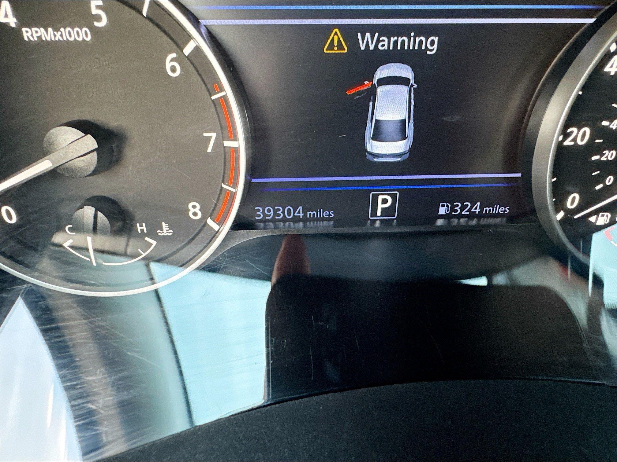 Used 2025 Glacier White Nissan SV image 11