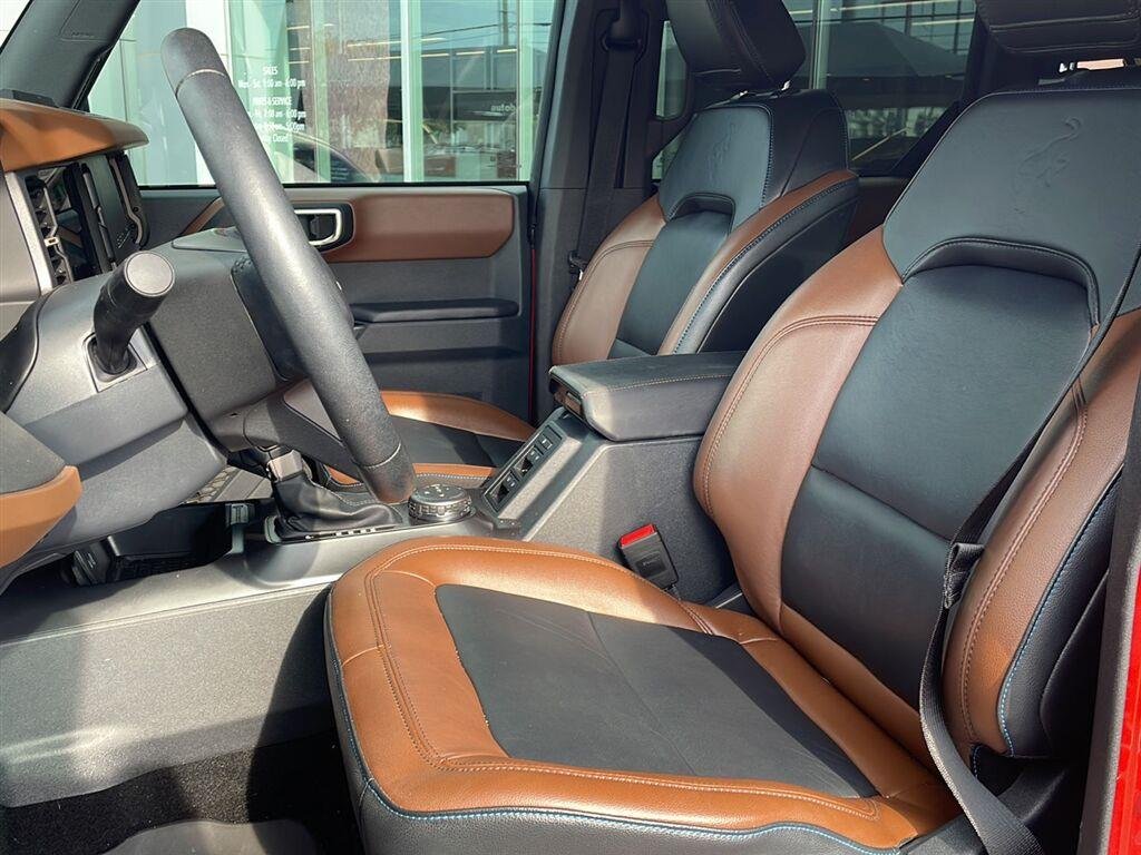 Used 2024 Hot Pepper Red Metallic Tinted Clearcoat Ford Outer Banks image 3