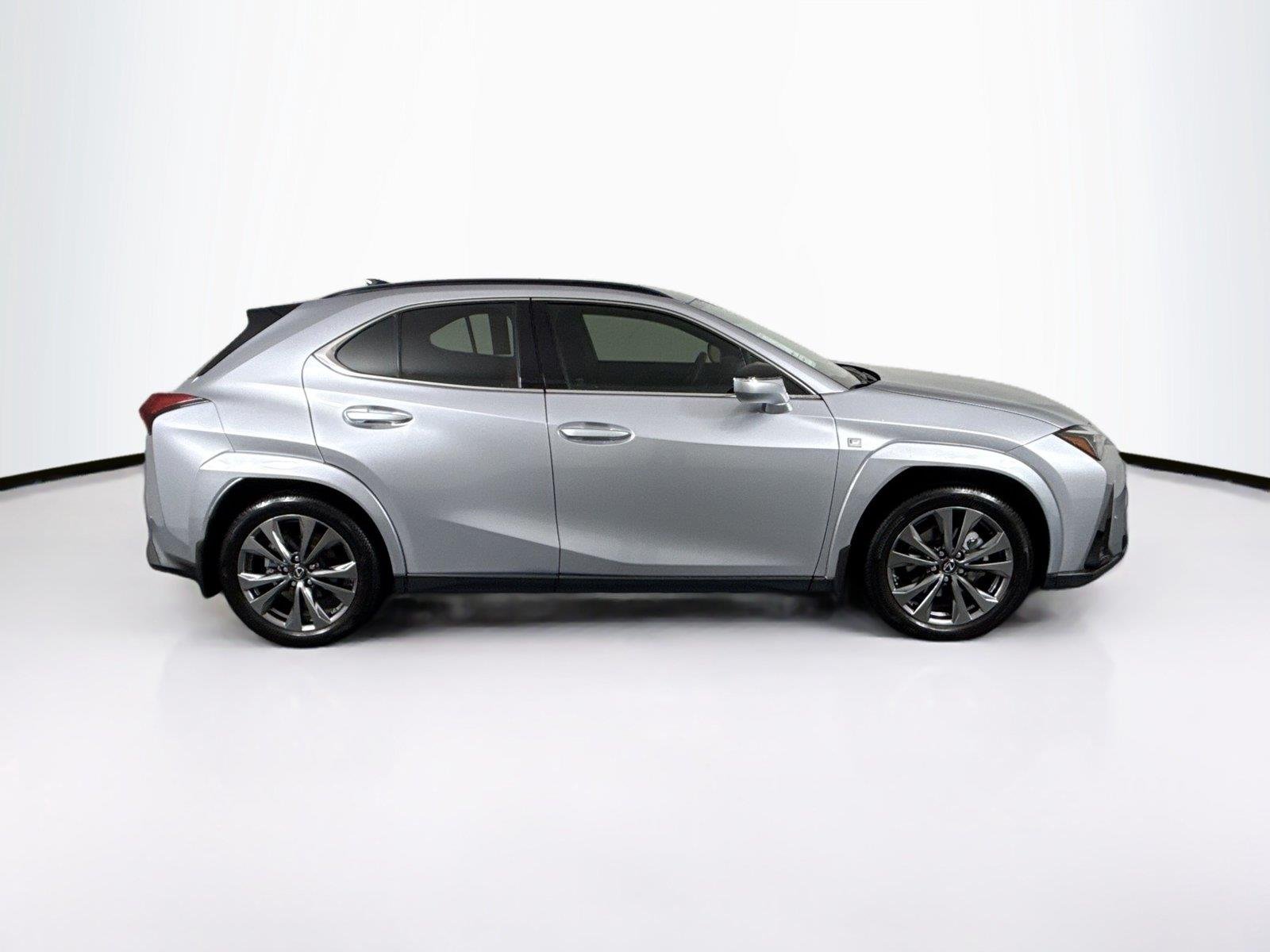 Used 2024 Iridium w/ Obsidian Roof Lexus UX 250h F SPORT Handling image 11