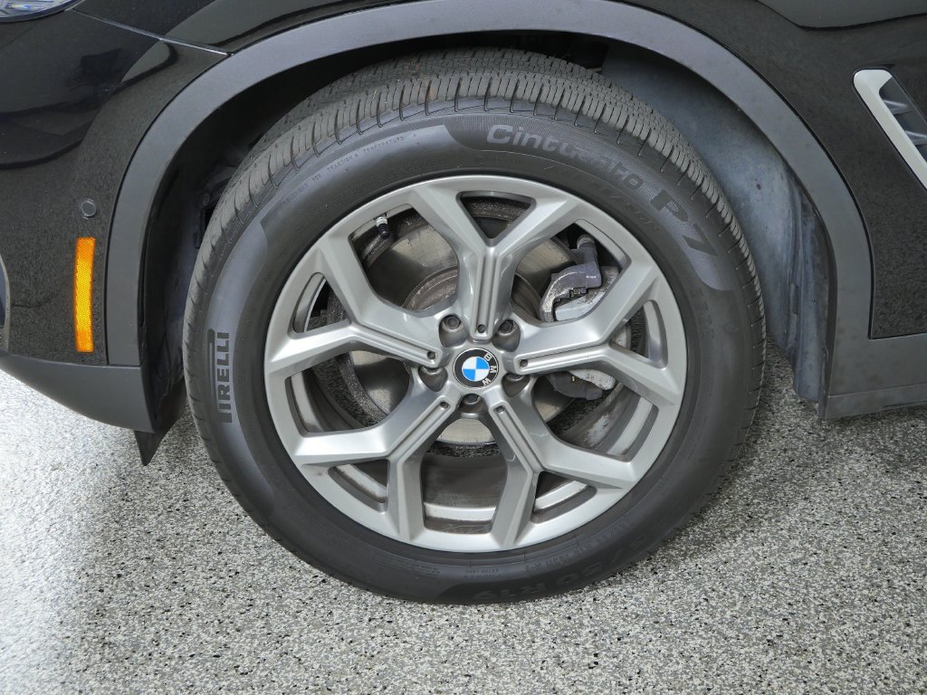 Certified Used 2024 Jet Black BMW xDrive30i image 21