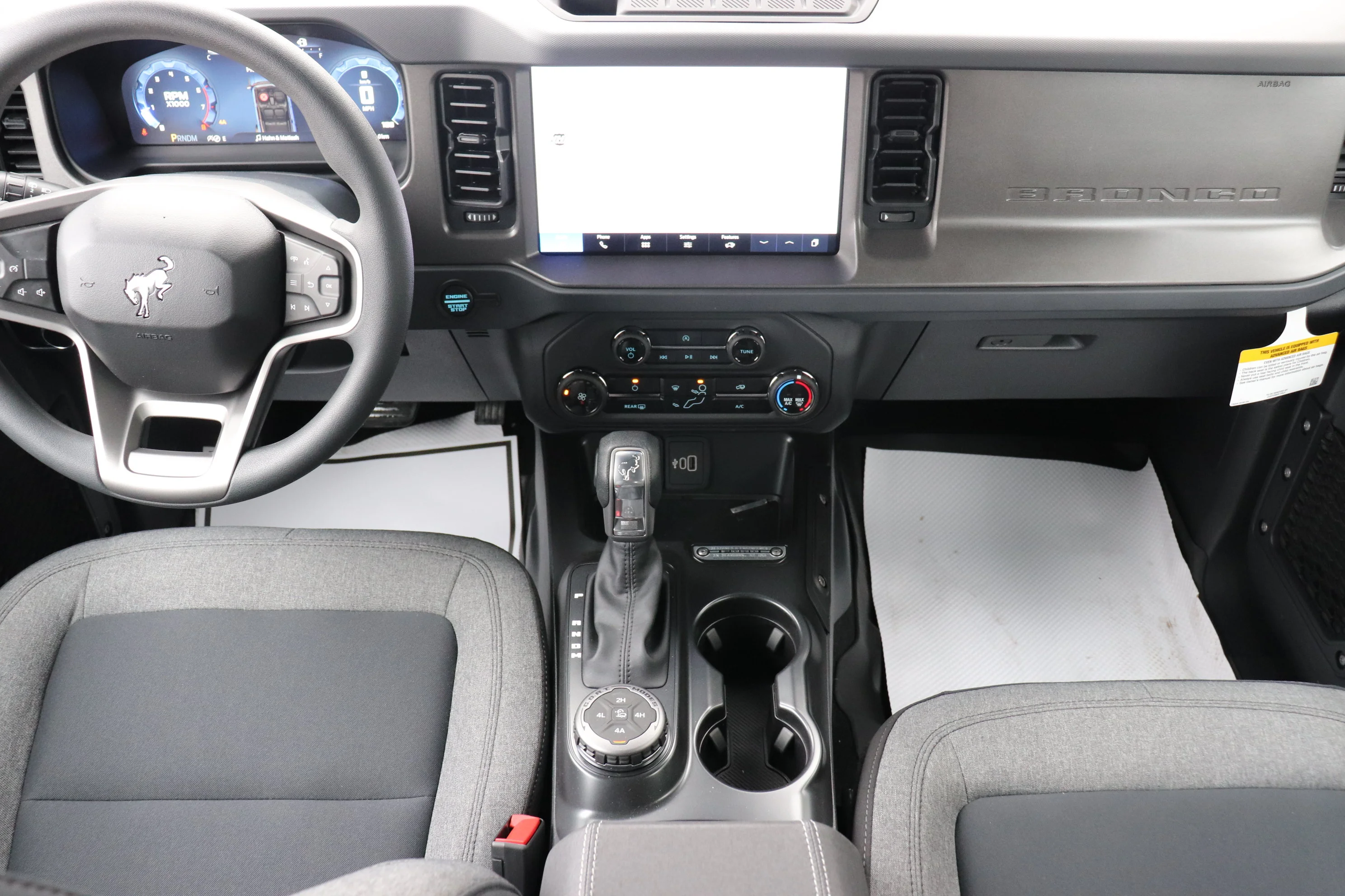 New 2026 OXFORD WHITE Ford Base image 16