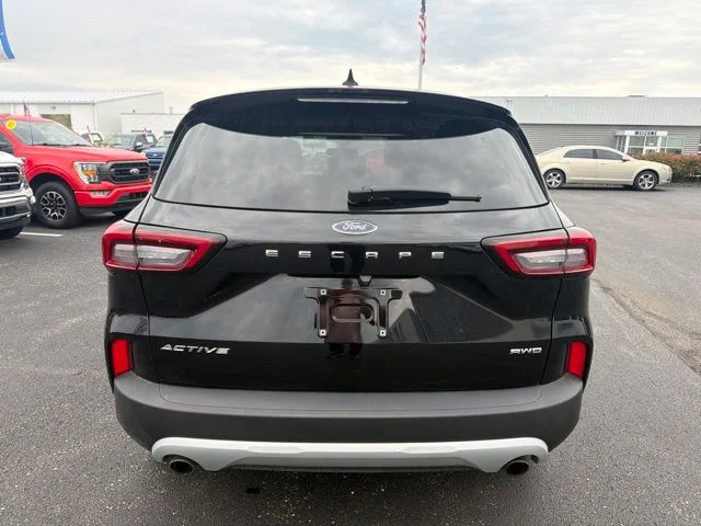 Used 2023 Agate Black Metallic Ford Active image 4