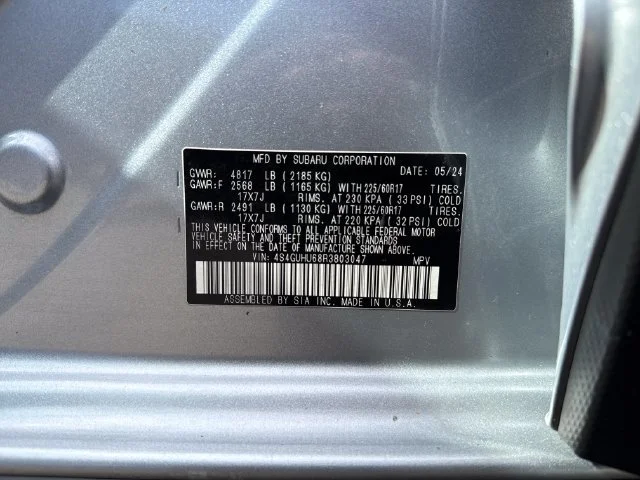 Used 2024 Ice Silver Metallic Subaru Wilderness image 16