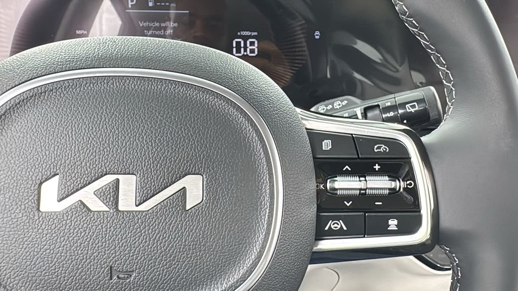 2025 Kia Sorento S - Photo 22