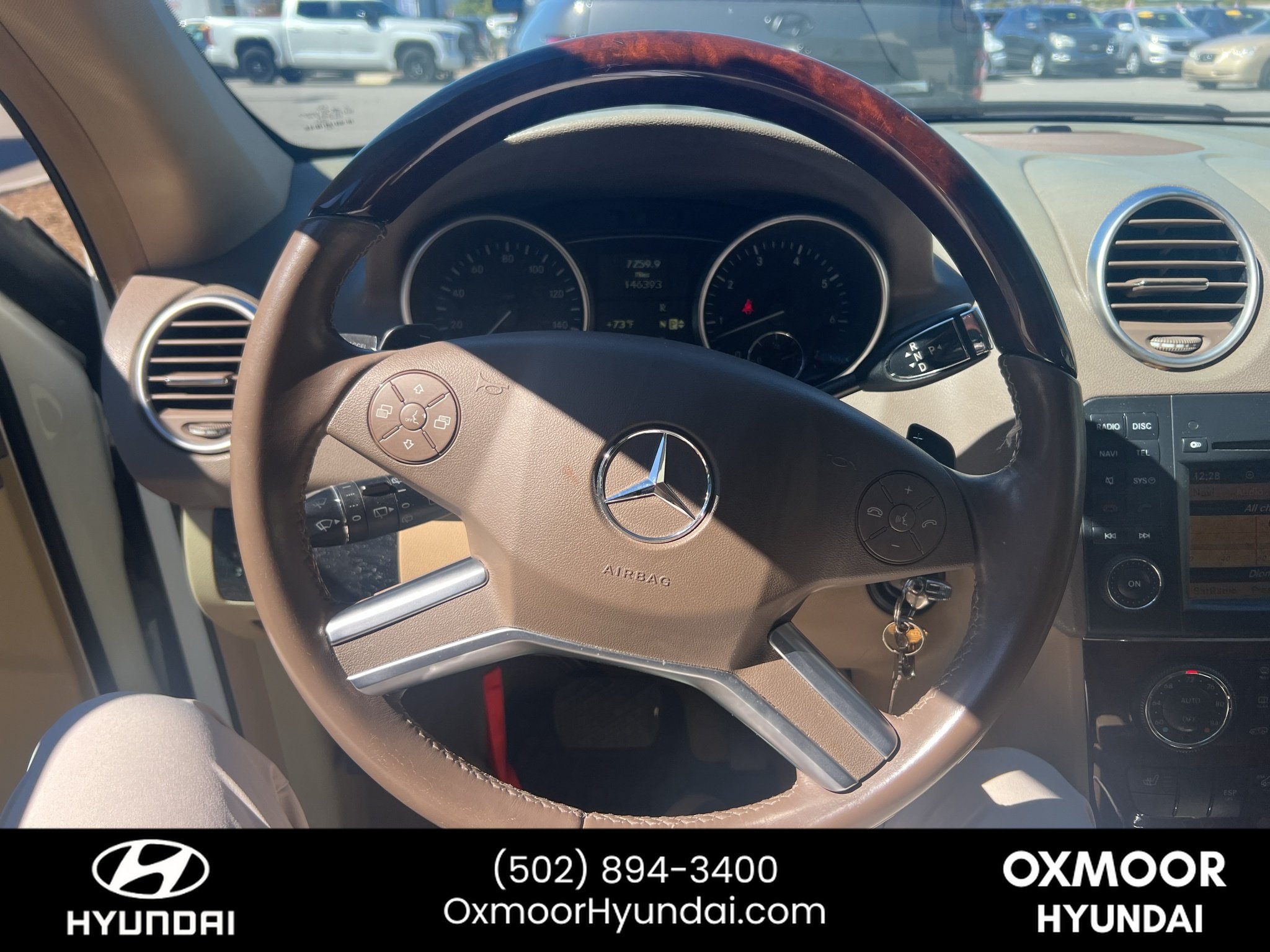 Used 2010 Arctic White Mercedes-Benz ML350 4MATIC® image 6