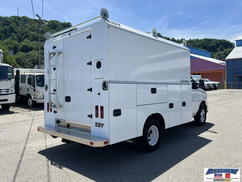 New 2026 Oxford White Ford  image 6