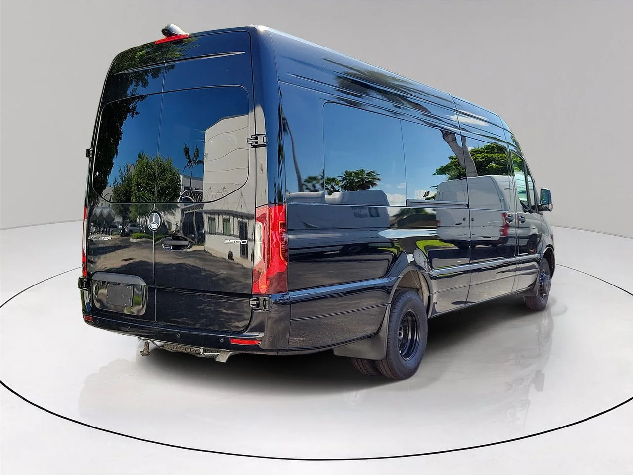 New 2026 Obsidian Black Metallic Mercedes-Benz Cargo 170 WB image 4
