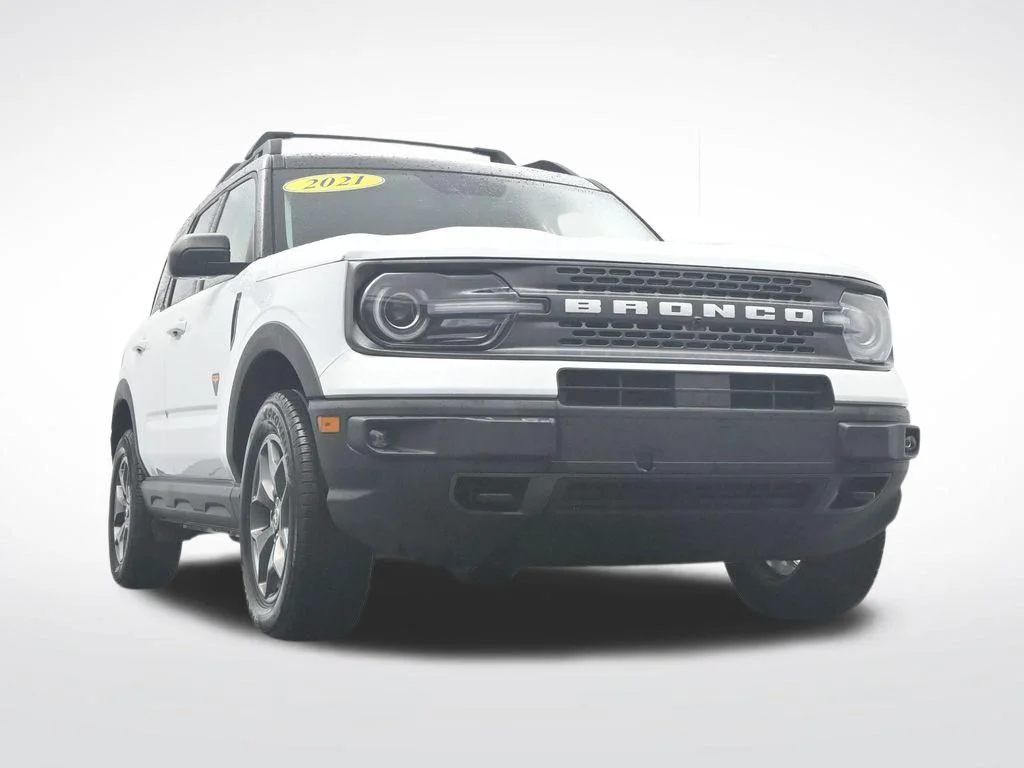 Certified Used 2021 Oxford White Ford Badlands image 48