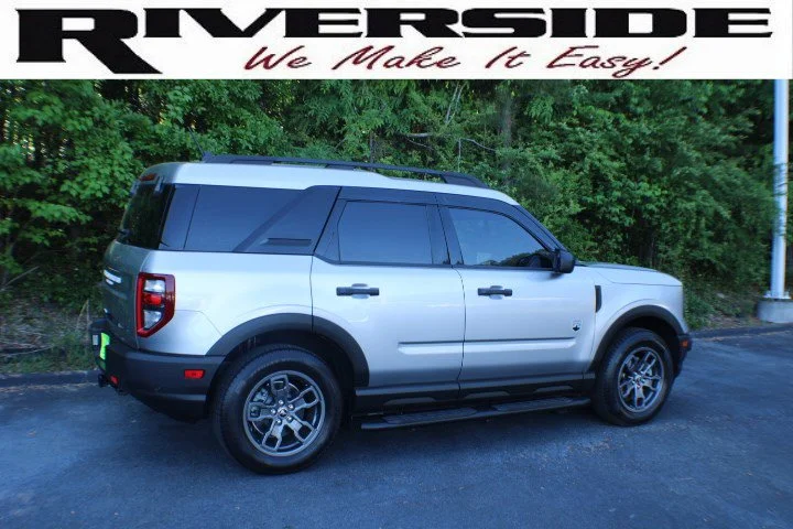 Used 2022  Ford Big Bend image 2