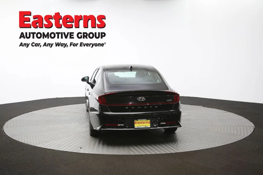 Used 2020 Black Hyundai Limited image 36