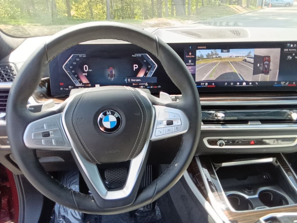 Used 2026 Aventurin Red Metallic BMW xDrive40i image 12
