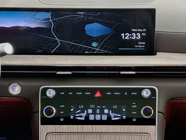 New 2026 Silver Genesis 3.5T Prestige image 17